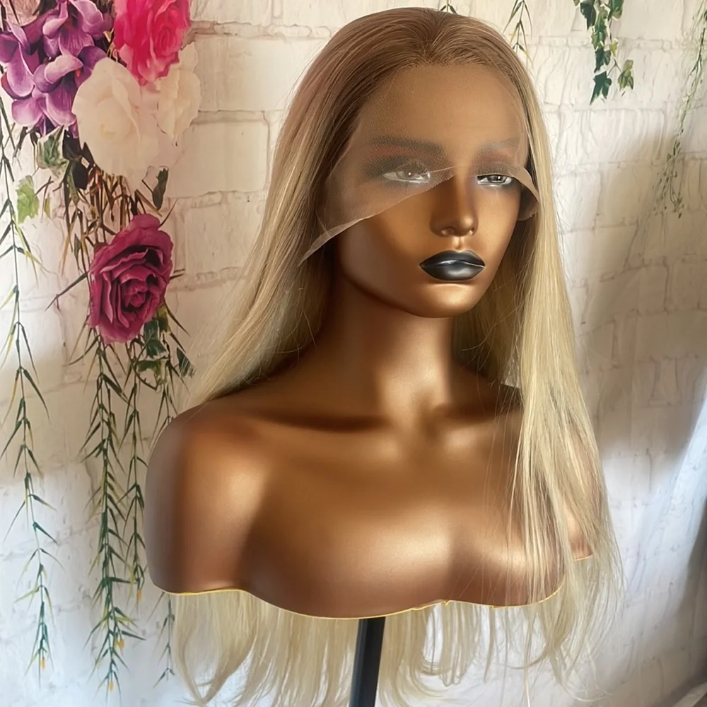 - 💫22” BLONDE OMBRÉ  STRAIGHT LACE FRONT WIG *NEW*